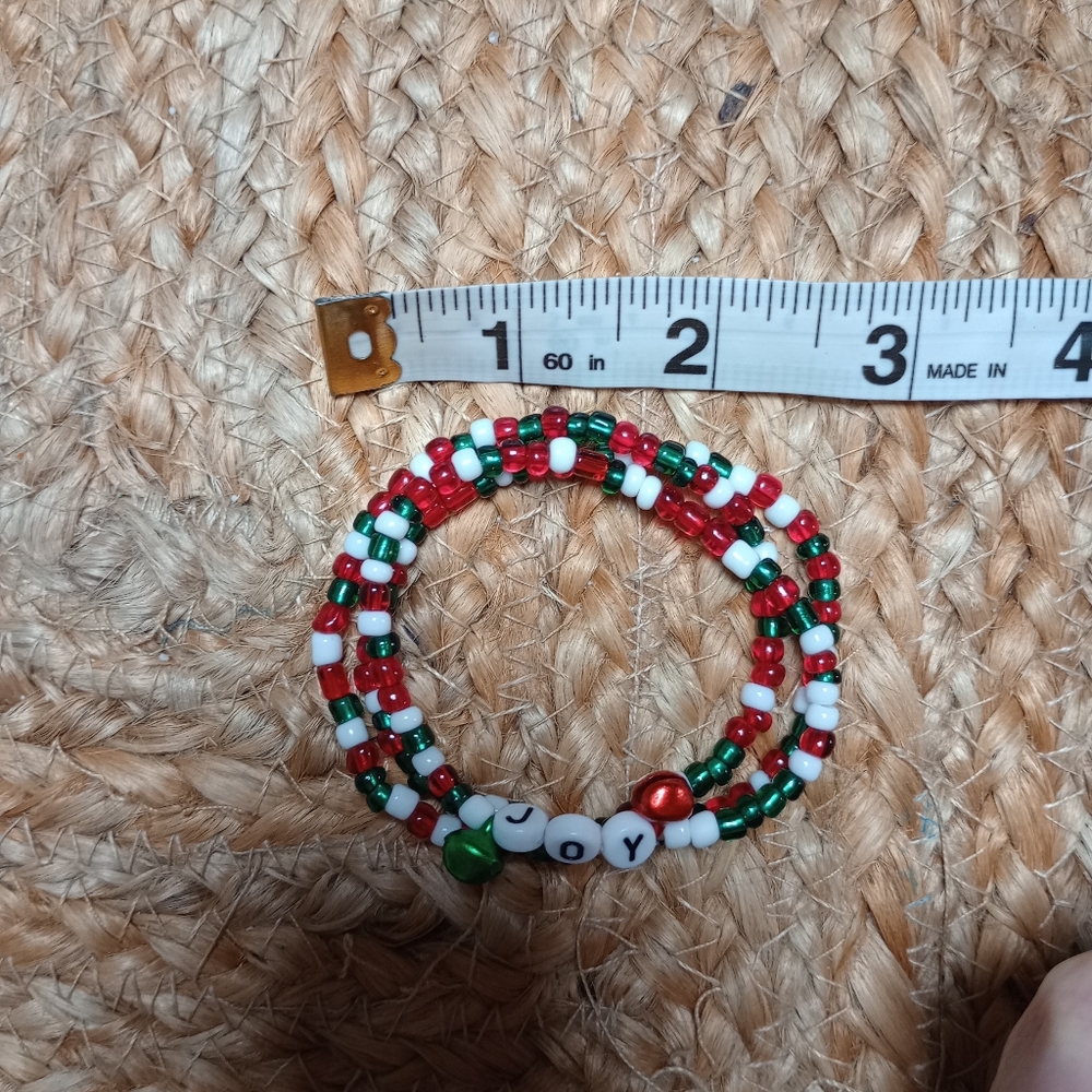 Christmas Beaded Hand Crafted Stacking Bracelet Set with Jingle Bells - New - Picture 5 of 5